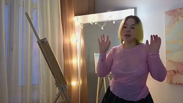 Snapshot of Manic_pixie_ chatting on February 9, 2025, 11:14 am Manic pixie online show from February 9, 2025, 11:14 am