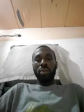 Snapshot of onewinnertee chatting on October 19, 2025, 6:52 pm onewinnertee online show from October 19, 2025, 6:52 pm