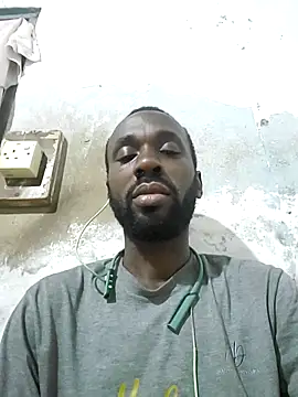 Snapshot of onewinnertee chatting on October 22, 2025, 1:39 am onewinnertee online show from October 22, 2025, 1:39 am