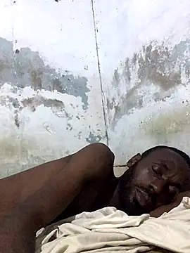 Snapshot of onewinnertee chatting on November 12, 2025, 5:46 pm onewinnertee online show from November 12, 2025, 5:46 pm