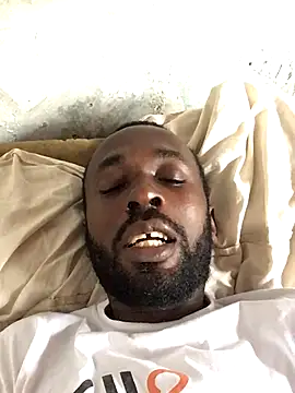 Snapshot of onewinnertee chatting on November 14, 2025, 10:47 am onewinnertee online show from November 14, 2025, 10:47 am