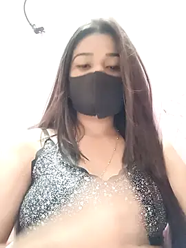 Simran-001 online show from April 28, 2026, 12:43 pm
