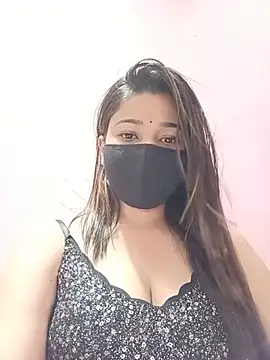 Snapshot of Simran-001 chatting on July 2, 2026, 2:45 pm Simran-001 online show from July 2, 2026, 2:45 pm