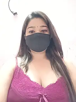 Snapshot of Simran-001 chatting on July 10, 2026, 12:19 pm Simran-001 online show from July 10, 2026, 12:19 pm