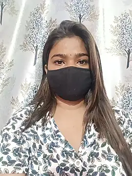 Snapshot of Simran-001 chatting on July 22, 2026, 1:47 pm Simran-001 online show from July 22, 2026, 1:47 pm