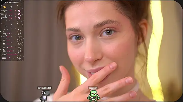 HappyVivy online show from March 10, 2025, 11:21 am