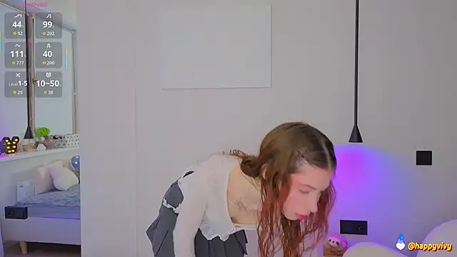 Snapshot of HappyVivy chatting on October 3, 2025, 2:58 pm HappyVivy online show from October 3, 2025, 2:58 pm