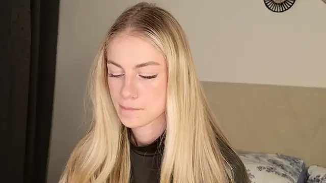 GabriellaOlsen online show from February 13, 2026, 4:03 pm