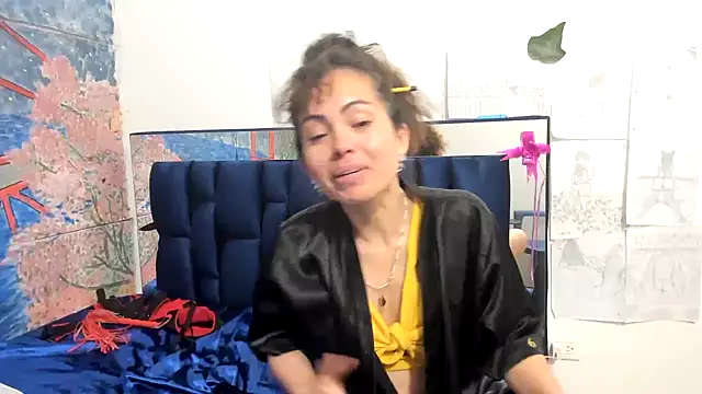 Snapshot of ShairaMarss chatting on September 27, 2025, 2:27 am ShairaMarss online show from September 27, 2025, 2:27 am