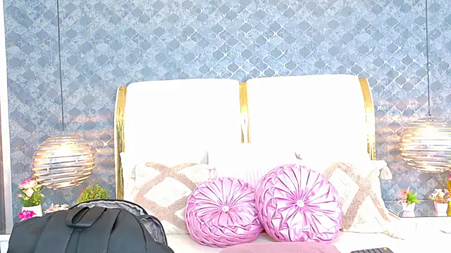 Snapshot of NatyParker chatting on October 11, 2025, 1:53 pm NatyParker online show from October 11, 2025, 1:53 pm