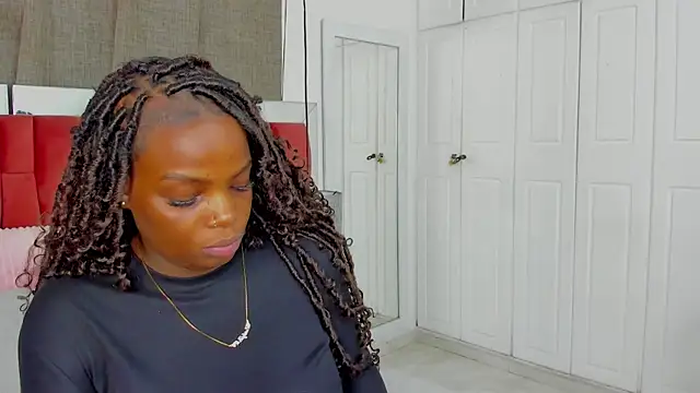 Snapshot of NatyParker chatting on November 12, 2025, 1:11 pm NatyParker online show from November 12, 2025, 1:11 pm