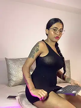 Snapshot of genesissara chatting on February 13, 2025, 3:03 pm genesissara online show from February 13, 2025, 3:03 pm