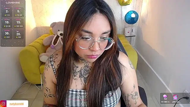 Snapshot of natyk_m chatting on February 8, 2025, 1:11 pm natyk m online show from February 8, 2025, 1:11 pm