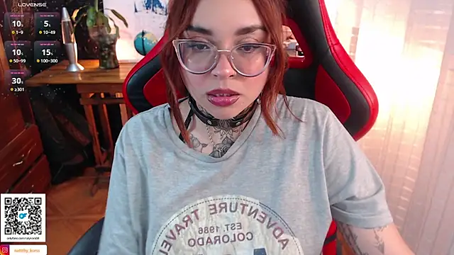 Snapshot of natyk_m chatting on June 9, 2026, 12:11 am natyk m online show from June 9, 2026, 12:11 am