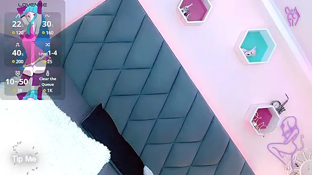 Angeles Busst online show from March 3, 2025, 6:26 am