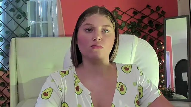 Snapshot of alaia_greyy chatting on May 19, 2026, 12:55 pm alaia greyy online show from May 19, 2026, 12:55 pm