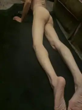 aebaleek2505 online show from March 10, 2026, 8:36 pm