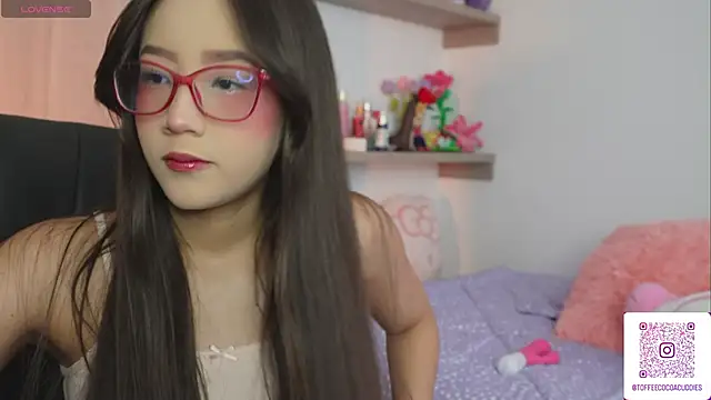 Snapshot of sophi_lii chatting on May 7, 2026, 8:47 pm sophi lii online show from May 7, 2026, 8:47 pm