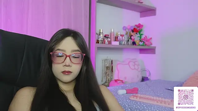 Snapshot of sophi_lii chatting on May 16, 2026, 9:13 pm sophi lii online show from May 16, 2026, 9:13 pm