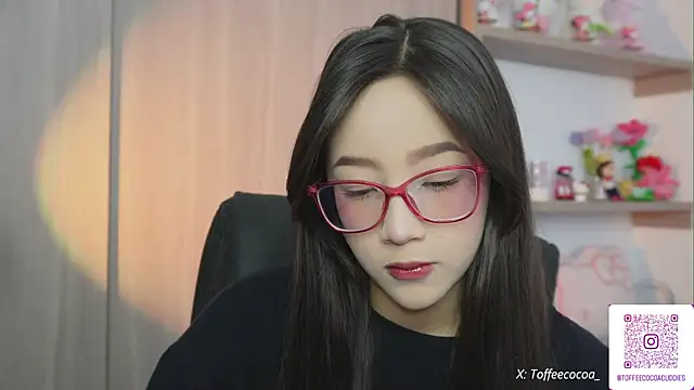 Snapshot of sophi_lii chatting on June 9, 2026, 9:15 pm sophi lii online show from June 9, 2026, 9:15 pm