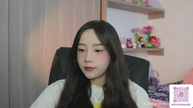 Snapshot of sophi_lii chatting on June 13, 2026, 9:24 pm sophi lii online show from June 13, 2026, 9:24 pm