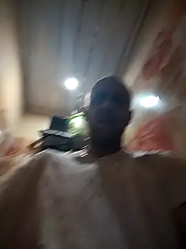 Snapshot of MaxDevilWhite chatting on September 11, 2025, 9:31 am MaxDevilWhite online show from September 11, 2025, 9:31 am