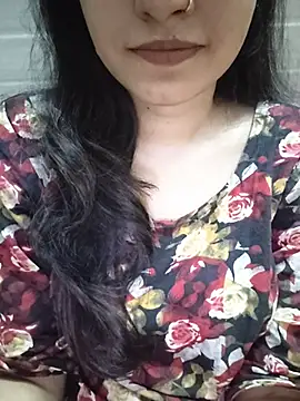 cute IndianBabe online show from June 28, 2026, 12:44 pm