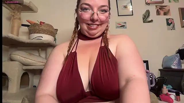 curvycate127 online show from June 4, 2026, 2:06 am