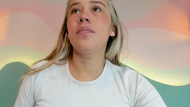 Lannajansen online show from November 9, 2025, 2:26 pm