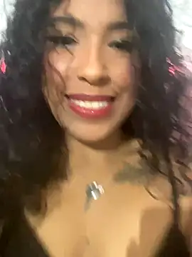 Snapshot of Akemirosse chatting on January 6, 2026, 9:18 pm Akemirosse online show from January 6, 2026, 9:18 pm