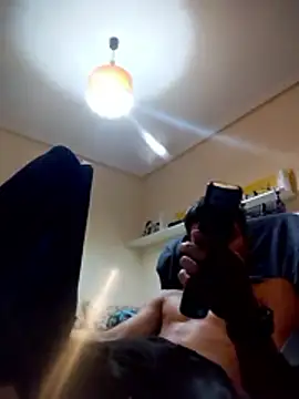 Snapshot of S4nt1luXx chatting on November 24, 2025, 12:16 pm S4nt1luXx online show from November 24, 2025, 12:16 pm