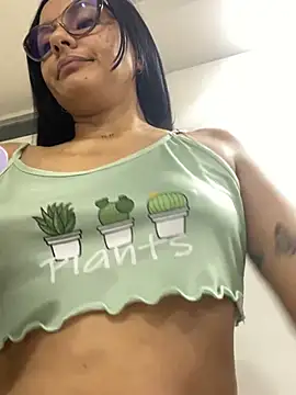 ruby  00 online show from March 9, 2025, 8:42 pm