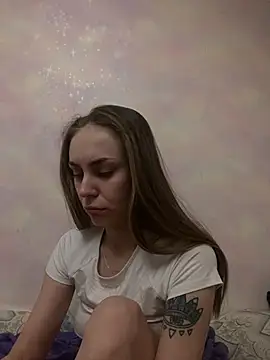 Snapshot of White_Lu chatting on February 25, 2025, 9:13 pm White Lu online show from February 25, 2025, 9:13 pm