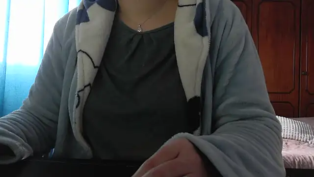 bunnyfox420 online show from December 22, 2025, 2:03 pm