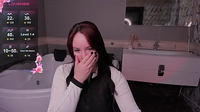 Snapshot of maya_suun chatting on November 30, 2025, 2:04 am maya suun online show from November 30, 2025, 2:04 am