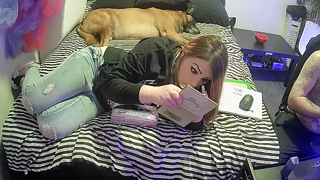 Snapshot of barbieinbondage7 chatting on March 6, 2025, 11:47 am barbieinbondage7 online show from March 6, 2025, 11:47 am