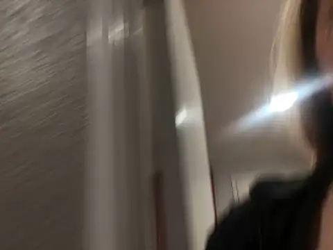 Snapshot of barbieinbondage7 chatting on February 14, 2026, 5:48 am barbieinbondage7 online show from February 14, 2026, 5:48 am