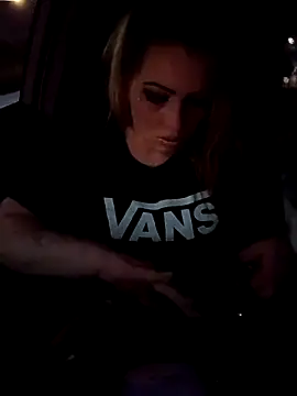 Snapshot of barbieinbondage7 chatting on March 20, 2026, 2:27 am barbieinbondage7 online show from March 20, 2026, 2:27 am