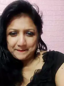 horny lizia online show from December 18, 2025, 6:25 pm