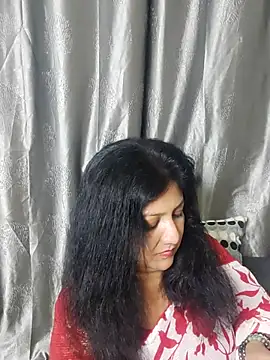 horny lizia online show from June 15, 2026, 6:21 pm