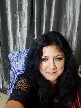 horny lizia online show from July 6, 2026, 4:42 pm