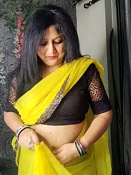 horny lizia online show from August 4, 2026, 7:38 pm