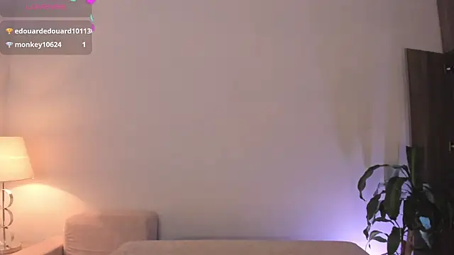 Snapshot of Hannah_Jonhson chatting on July 2, 2026, 3:45 am Hannah Jonhson online show from July 2, 2026, 3:45 am