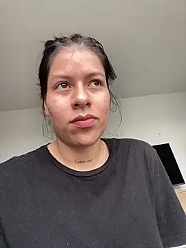 Snapshot of Hannah_Jonhson chatting on July 3, 2026, 9:54 pm Hannah Jonhson online show from July 3, 2026, 9:54 pm
