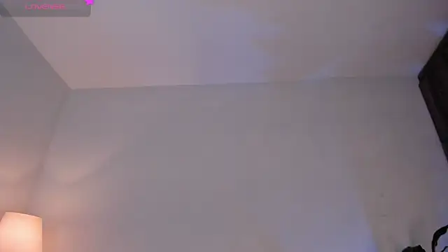 Snapshot of Hannah_Jonhson chatting on August 3, 2026, 1:37 am Hannah Jonhson online show from August 3, 2026, 1:37 am