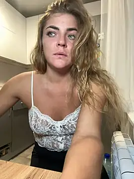 Donna Sun online show from March 2, 2025, 6:40 pm