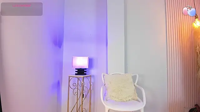 Snapshot of alana_rossetti chatting on July 23, 2026, 12:14 pm alana rossetti online show from July 23, 2026, 12:14 pm