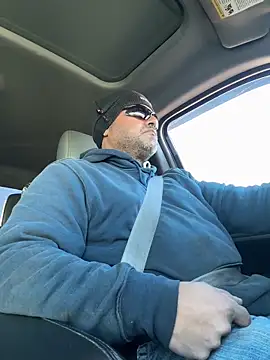 Snapshot of luiriv04 chatting on January 23, 2025, 11:05 pm luiriv04 online show from January 23, 2025, 11:05 pm