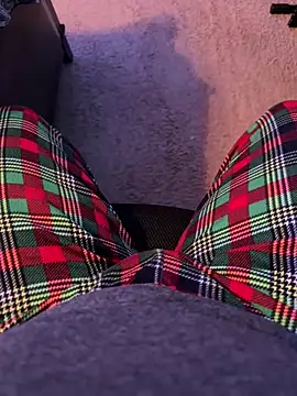 Snapshot of luiriv04 chatting on February 4, 2025, 5:21 am luiriv04 online show from February 4, 2025, 5:21 am