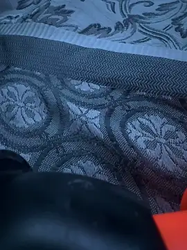 Snapshot of luiriv04 chatting on February 28, 2025, 4:21 am luiriv04 online show from February 28, 2025, 4:21 am